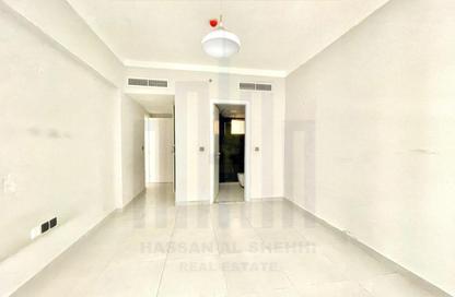 Apartment - 1 Bedroom - 2 Bathrooms for rent in Muweileh Community - Muwaileh Commercial - Sharjah Apartment - 1 Bedroom - 2 Bathrooms for rent in Muweileh Community - Muwaileh Commercial - Sharjah