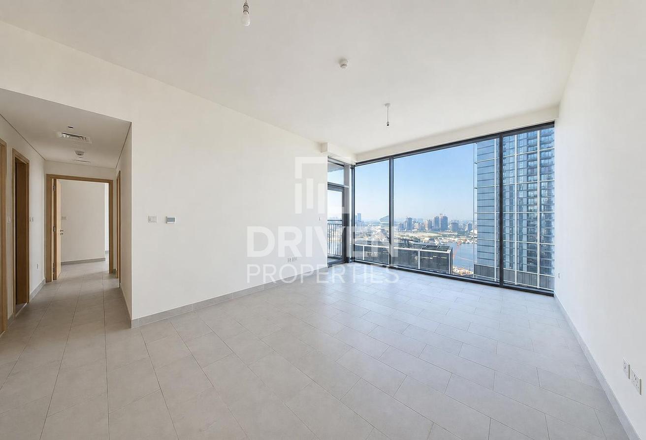 Spacious | Sea View | Middle Floor | Vacant photo 4