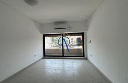 Apartment - 2 - 2 for rent in Zabeel Building - Al Karama - Bur Dubai - Dubai