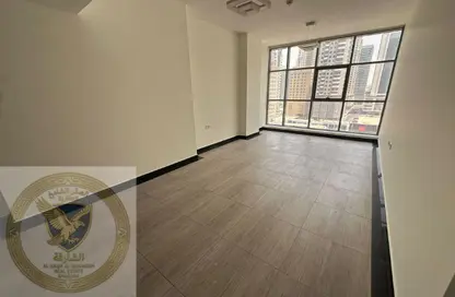 Apartment - 3 Bedrooms - 3 Bathrooms for rent in Al Mamzar - Al Mamzar - Sharjah - Sharjah