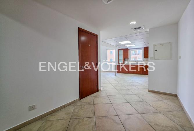 106418666 - Property Image 2
