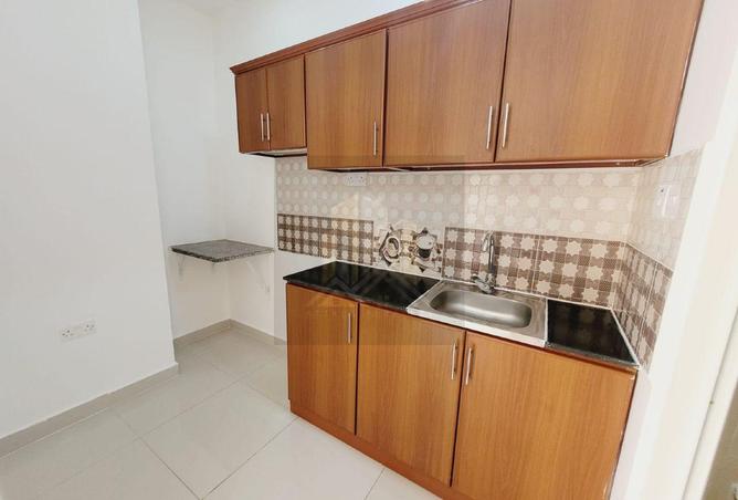Specious Studio Sep/Kitchen In Khalifa City A — photo 3
