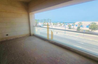 Villa - 4 Bedrooms - 4 Bathrooms for rent in Umm Suqeim 2 - Umm Suqeim - Dubai