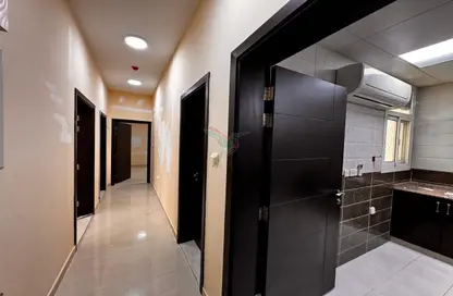 Apartment - 2 Bedrooms - 3 Bathrooms for rent in Al Manaseer - Al Ain