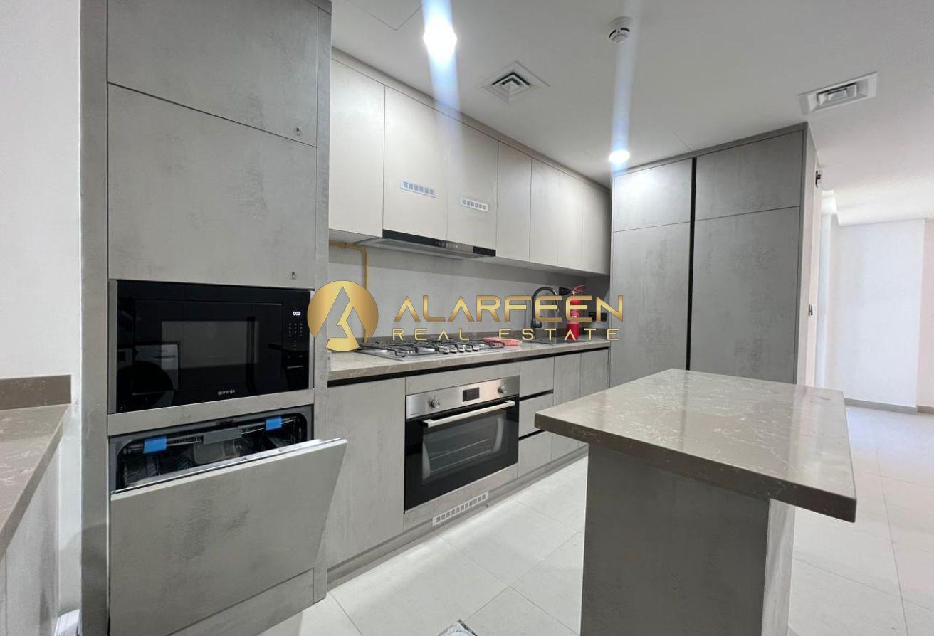 3BR+Maid | Brand New | Prime Location photo 9