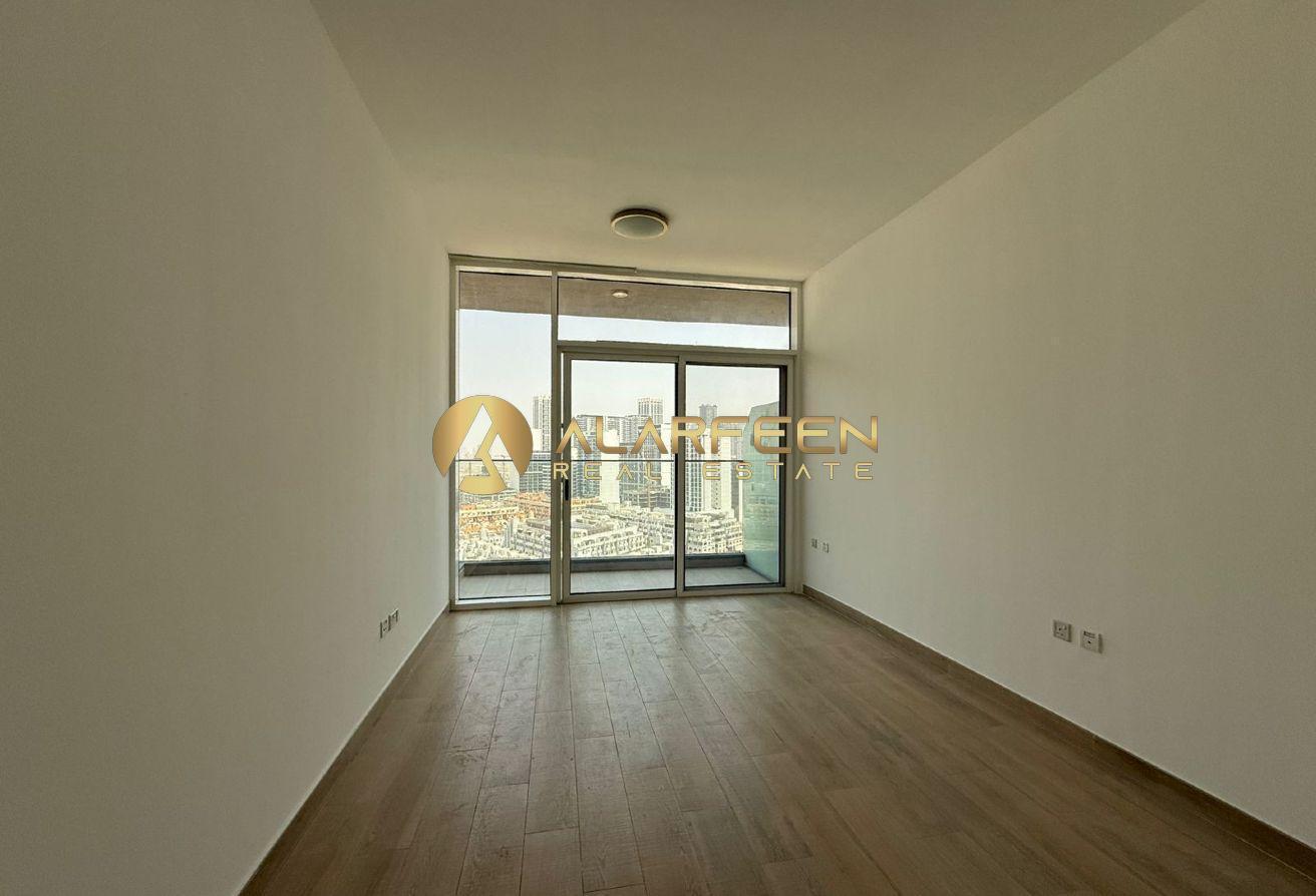 High-Floor Studio | Prime Location | Spacious Unit photo 2