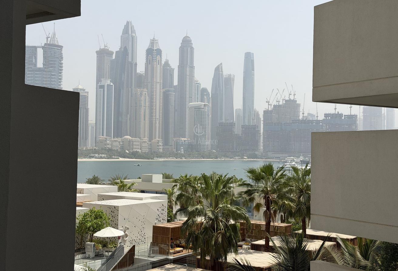 Elegant 3BR+Maid | Spectacular Views | Vacant photo 25