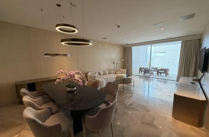 Apartment - 3 Bedrooms - 4 Bathrooms for rent in Five Palm Jumeirah - Palm Jumeirah - Dubai