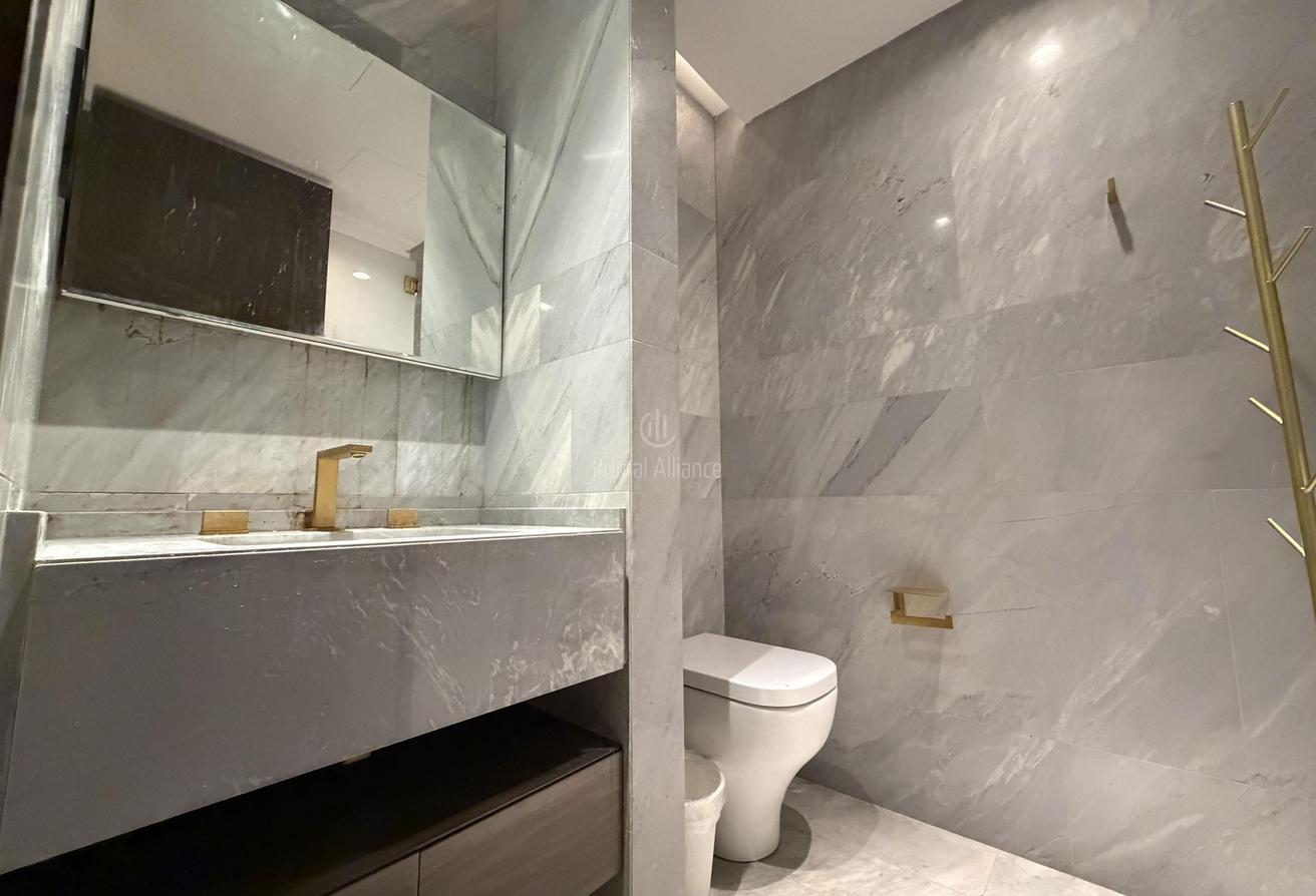 Elegant 3BR+Maid | Spectacular Views | Vacant photo 16