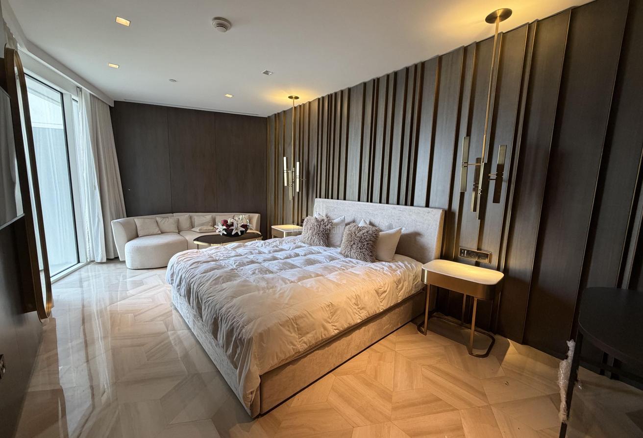 Elegant 3BR+Maid | Spectacular Views | Vacant photo 4