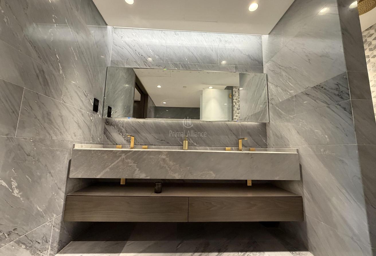 Elegant 3BR+Maid | Spectacular Views | Vacant photo 21