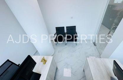 Office Space - Studio - 1 Bathroom for rent in Fatima Mohammad Ahmad Bin Suleiman Building - Al Raffa - Bur Dubai - Dubai