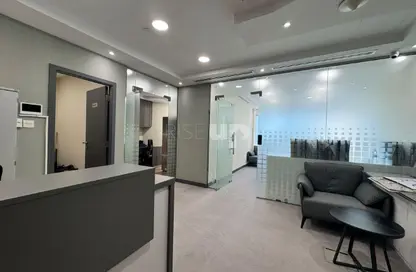 مكتب - استوديو للايجار في برج تشرشل للأعمال - أبراج تشرشل - الخليج التجاري - دبي
