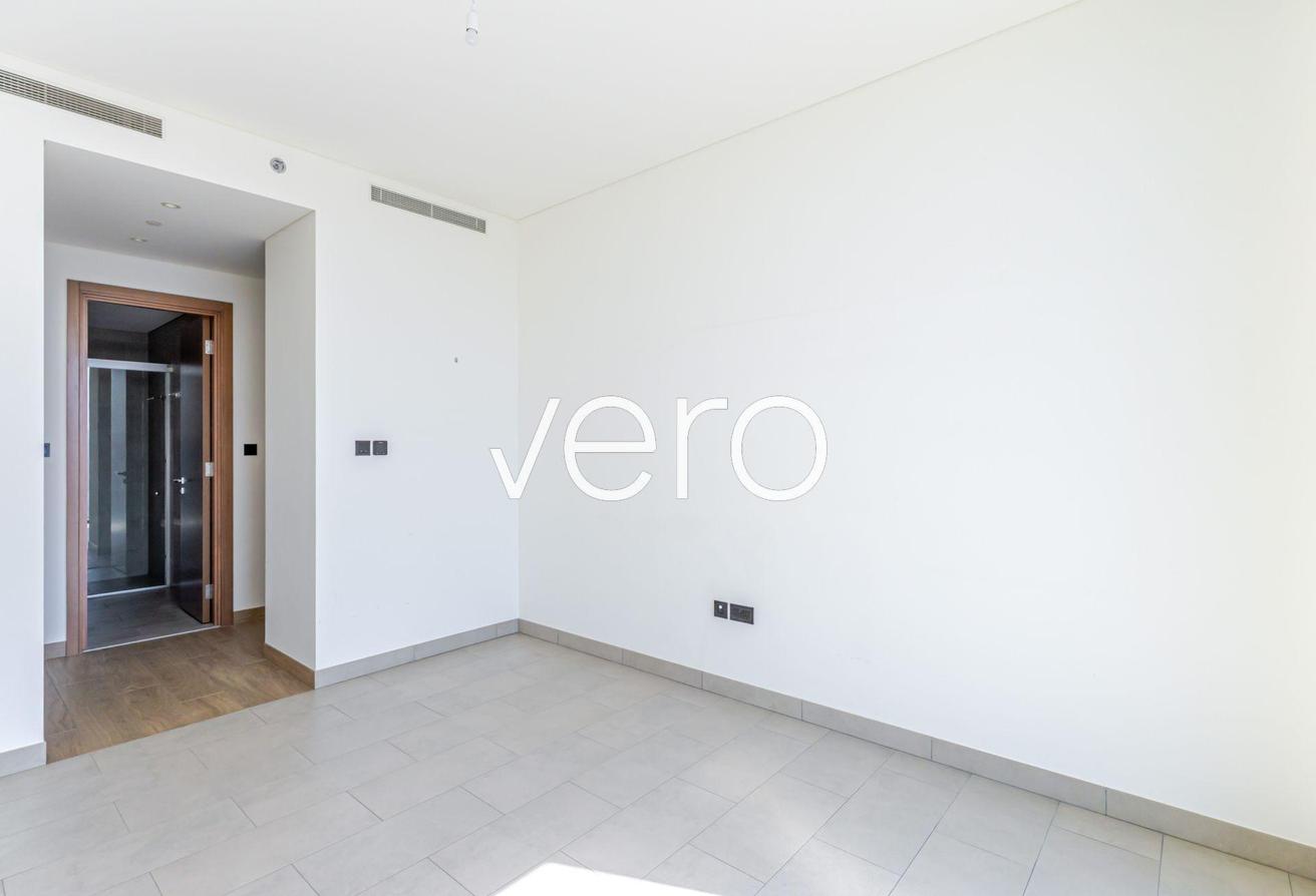 Penthouse | High Floor | Vacant Unit photo 20