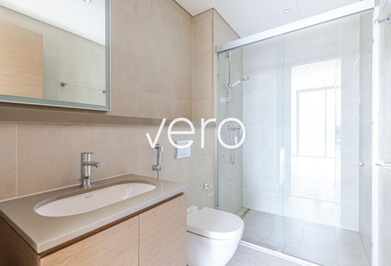 Penthouse | High Floor | Vacant Unit photo 26