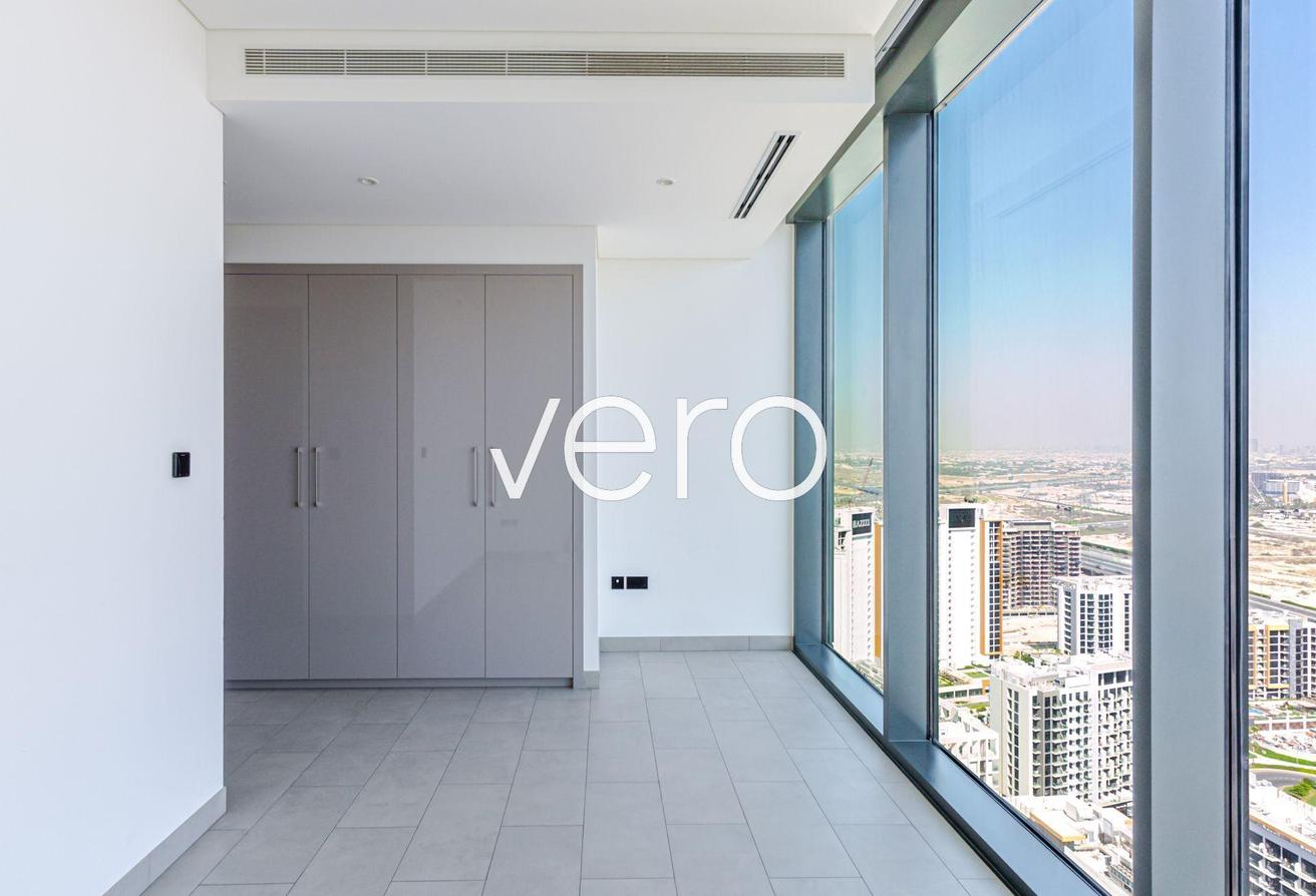 Penthouse | High Floor | Vacant Unit photo 22