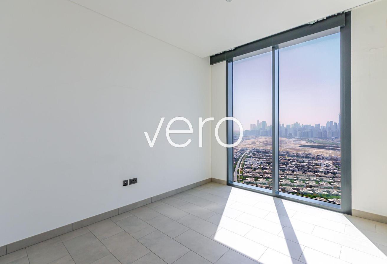 Penthouse | High Floor | Vacant Unit photo 19
