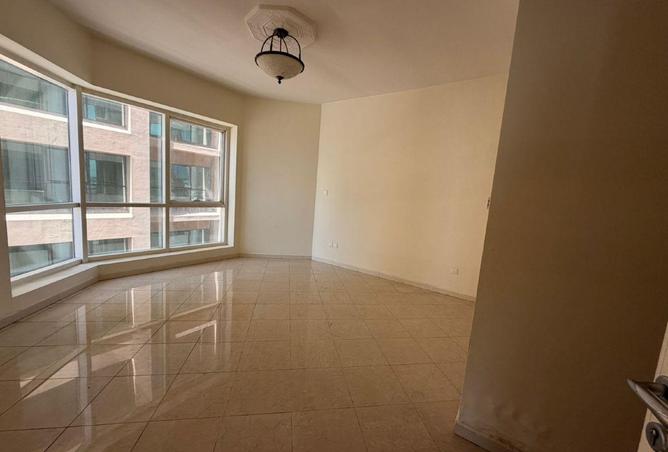 80282012 - Property Image 3