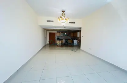 Apartment - 1 Bedroom - 2 Bathrooms for rent in Ocean Heights - Dubai Marina - Dubai