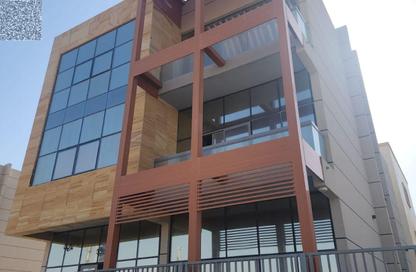 عمارة بالكامل - استوديو - 2 للايجار في 1 المويهات - المويهات - عجمان
