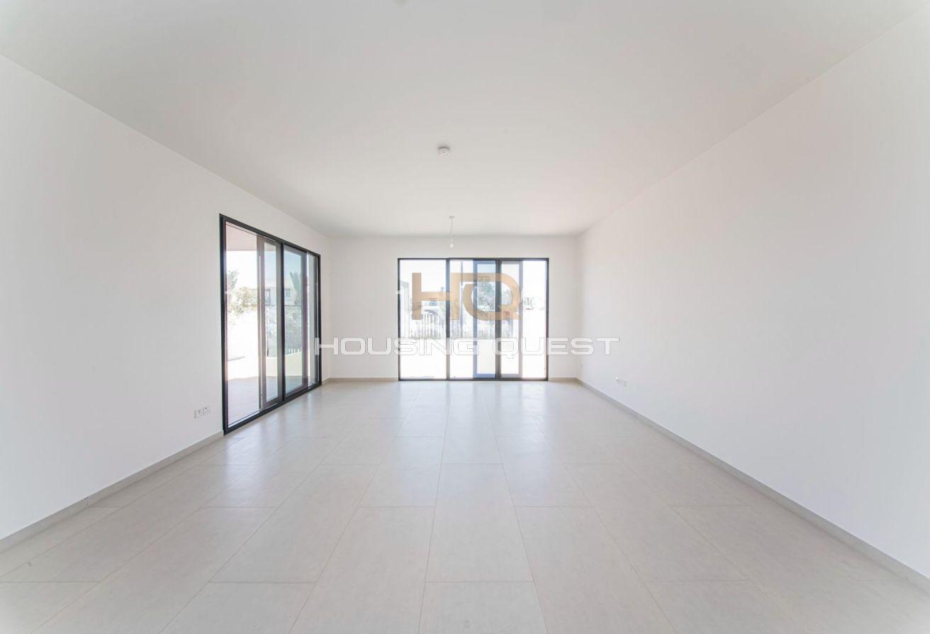4 Bed+Maid | Corner Unit | Prime Location photo 2