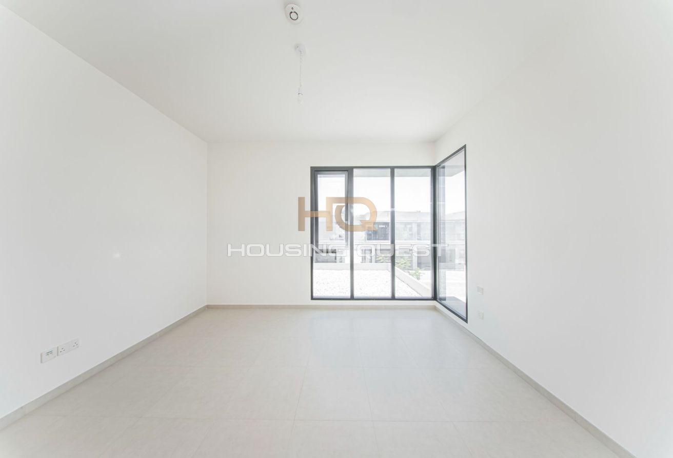 4 Bed+Maid | Corner Unit | Prime Location photo 8