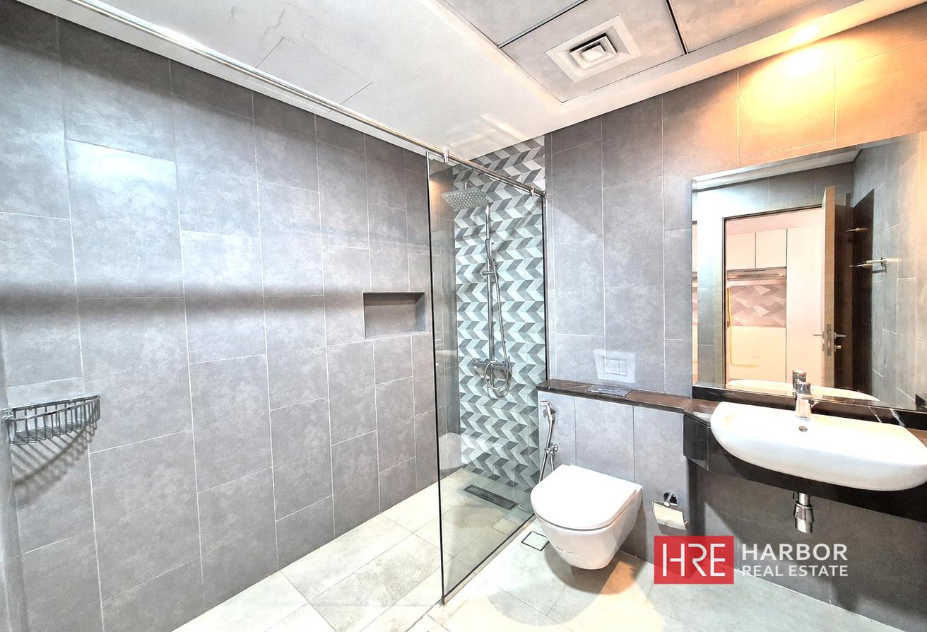 Spacious Studio | Private Balcony | Move-in Ready photo 11