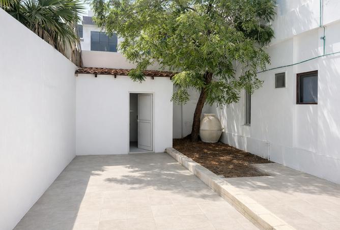 72310098 - Property Image 2