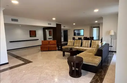 Apartment - 4 Bedrooms - 5 Bathrooms for rent in Murjan 4 - Murjan - Jumeirah Beach Residence - Dubai