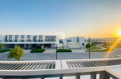 Townhouse - 3 Bedrooms - 4 Bathrooms for rent in Greenview - EMAAR South - Dubai South (Dubai World Central) - Dubai