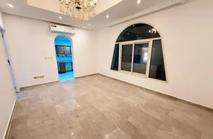 شقة - غرفة نوم - 1 حمام للايجار في مدينة شخبوط - أبوظبي