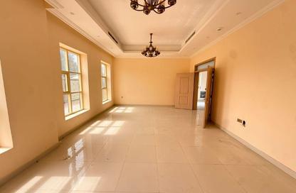Villa - 4 Bedrooms - 5 Bathrooms for rent in Samnan - Halwan - Sharjah