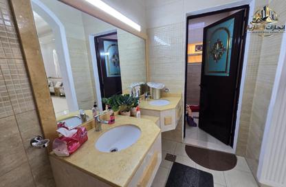 Villa - 5 - 7 for sale in Al Mowaihat 1 - Al Mowaihat - Ajman Villa - 5 - 7 for sale in Al Mowaihat 1 - Al Mowaihat - Ajman