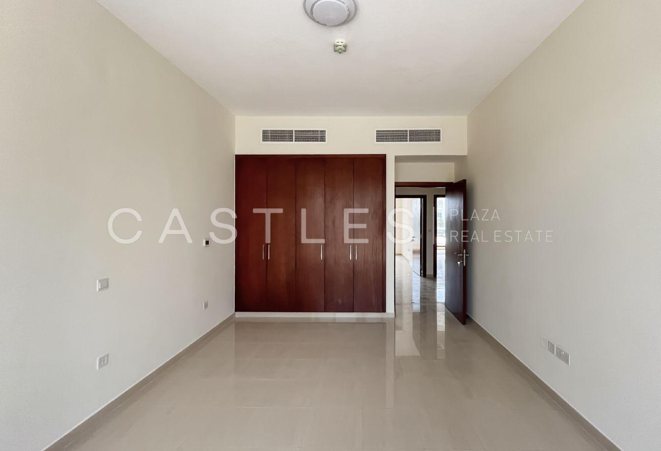 Lake View | Partially Upgraded | For Rent photo 20
