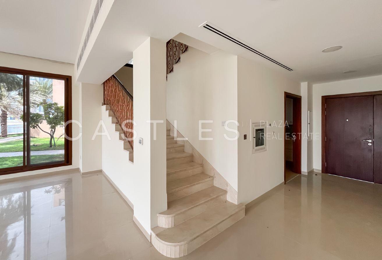 Lake View | Partially Upgraded | For Rent photo 11