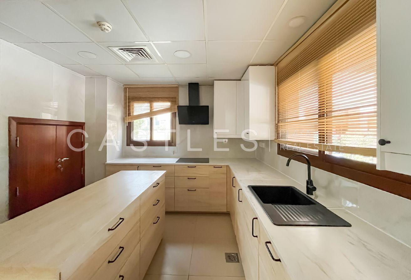 Lake View | Partially Upgraded | For Rent photo 10