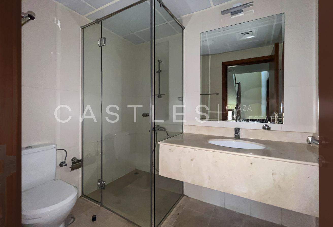 Lake View | Partially Upgraded | For Rent photo 22