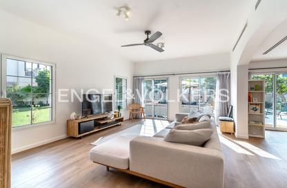 Villa - 2 - 2 for sale in District 2 - Jumeirah Village Triangle - Dubai