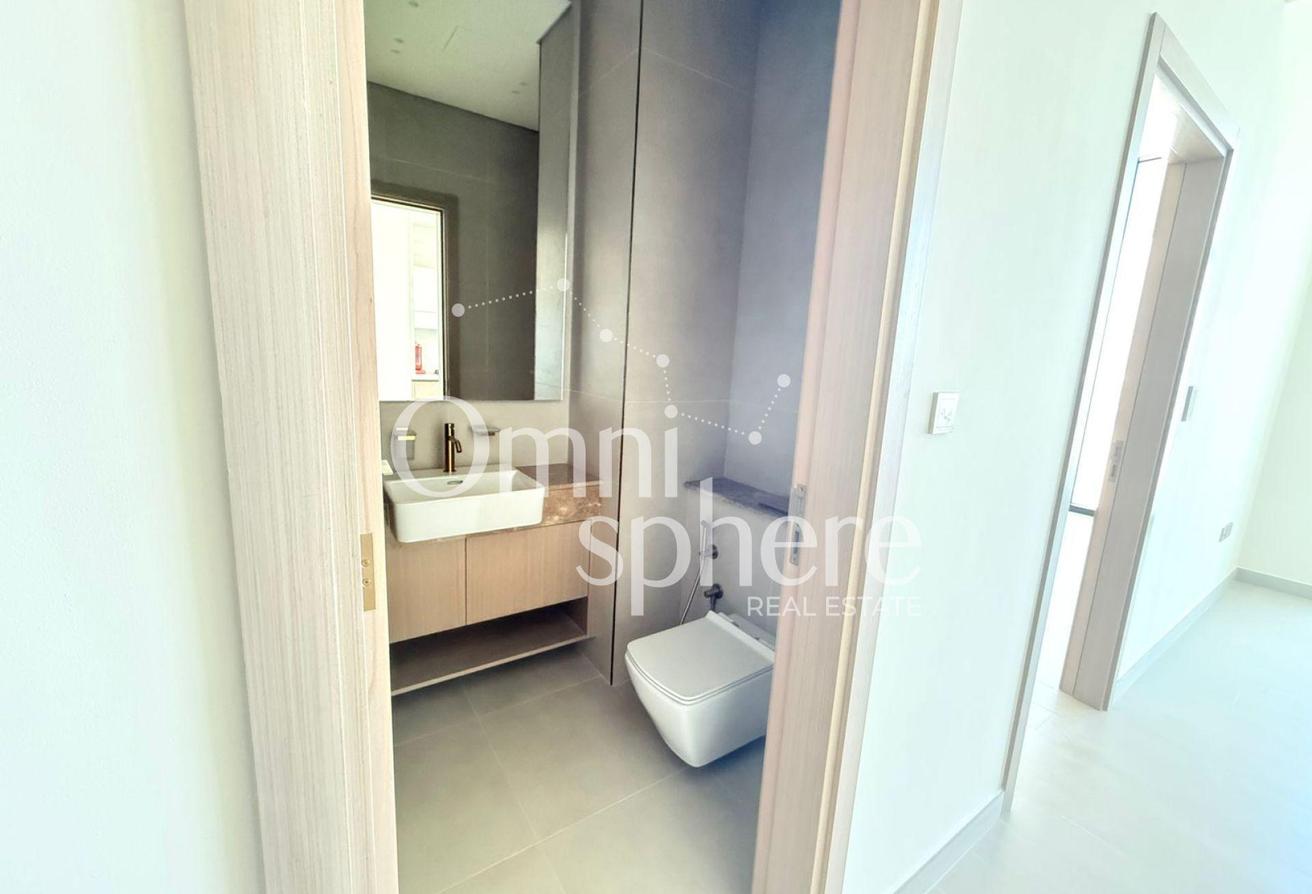 Open View | Highest Floor | Multiple Cheques photo 8