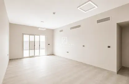 Apartment - 3 Bedrooms - 5 Bathrooms for rent in Rose Residence - Al Furjan - Dubai