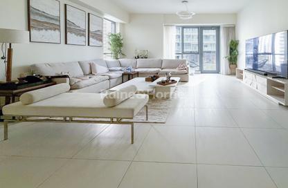 Apartment - 1 Bedroom - 2 Bathrooms for sale in Bahwan Tower Downtown - Downtown Dubai - Dubai