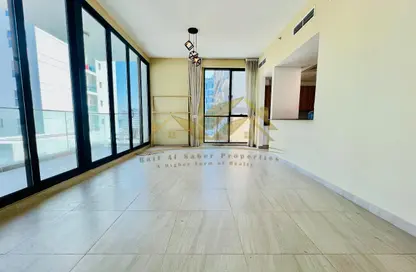 Apartment - 2 Bedrooms - 3 Bathrooms for rent in Jumeirah Garden City - Al Satwa - Dubai