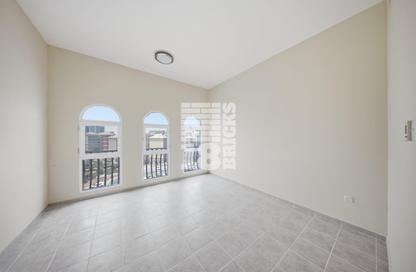 Apartment - 2 Bedrooms - 3 Bathrooms for rent in Building 153 - Contemporary Cluster - Discovery Gardens - Dubai