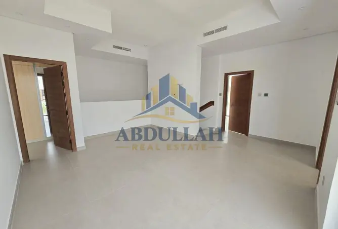 156010111 - Property Image 3