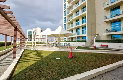 شقة - 1 حمام للايجار في عزيزي بلازا - الفرجان - دبي