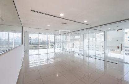 Office Space - Studio for rent in Emaar Business Park Building 4 - Emaar Business Park - Sheikh Zayed Road - Dubai