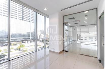 Office Space - Studio for rent in Emaar Business Park Building 4 - Emaar Business Park - Greens - Dubai Office Space - Studio for rent in Emaar Business Park Building 4 - Emaar Business Park - Greens - Dubai