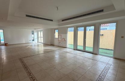 Villa - 5 - 5 for rent in Al Mushrif Villas - Al Mushrif - Abu Dhabi