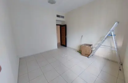 شقة - غرفة نوم - 1 حمام للايجار في الند - القاسمية - الشارقة