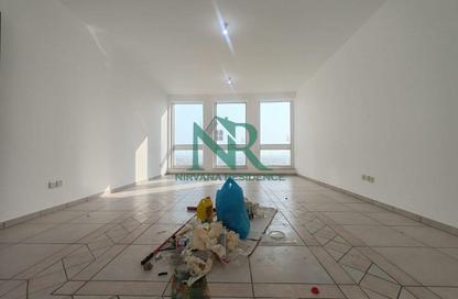 Apartment - 3 Bedrooms - 4 Bathrooms for rent in Airport Road - Abu Dhabi